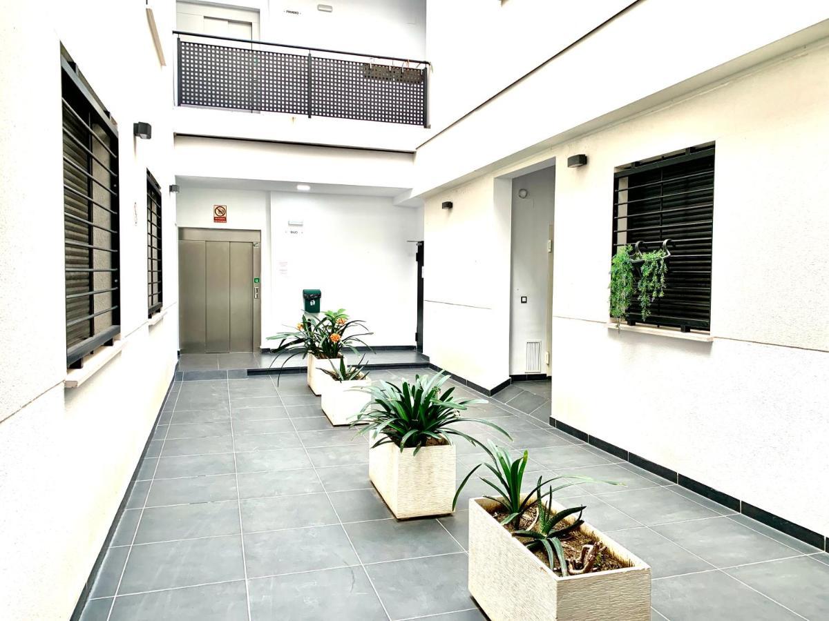 Homely Malaga Refino Bajo G6 Y F6 Exterior foto